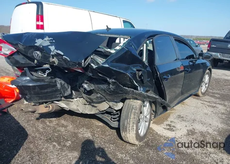 2013 Volkswagen Passat S from USA, damaged, VIN 1VWAP7A36DC118931